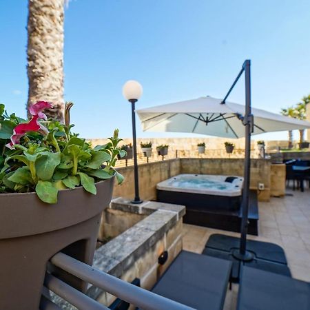 Harbour Views Duplex Maisonette With Jacuzzi Hot Tub Mgarr Exterior foto